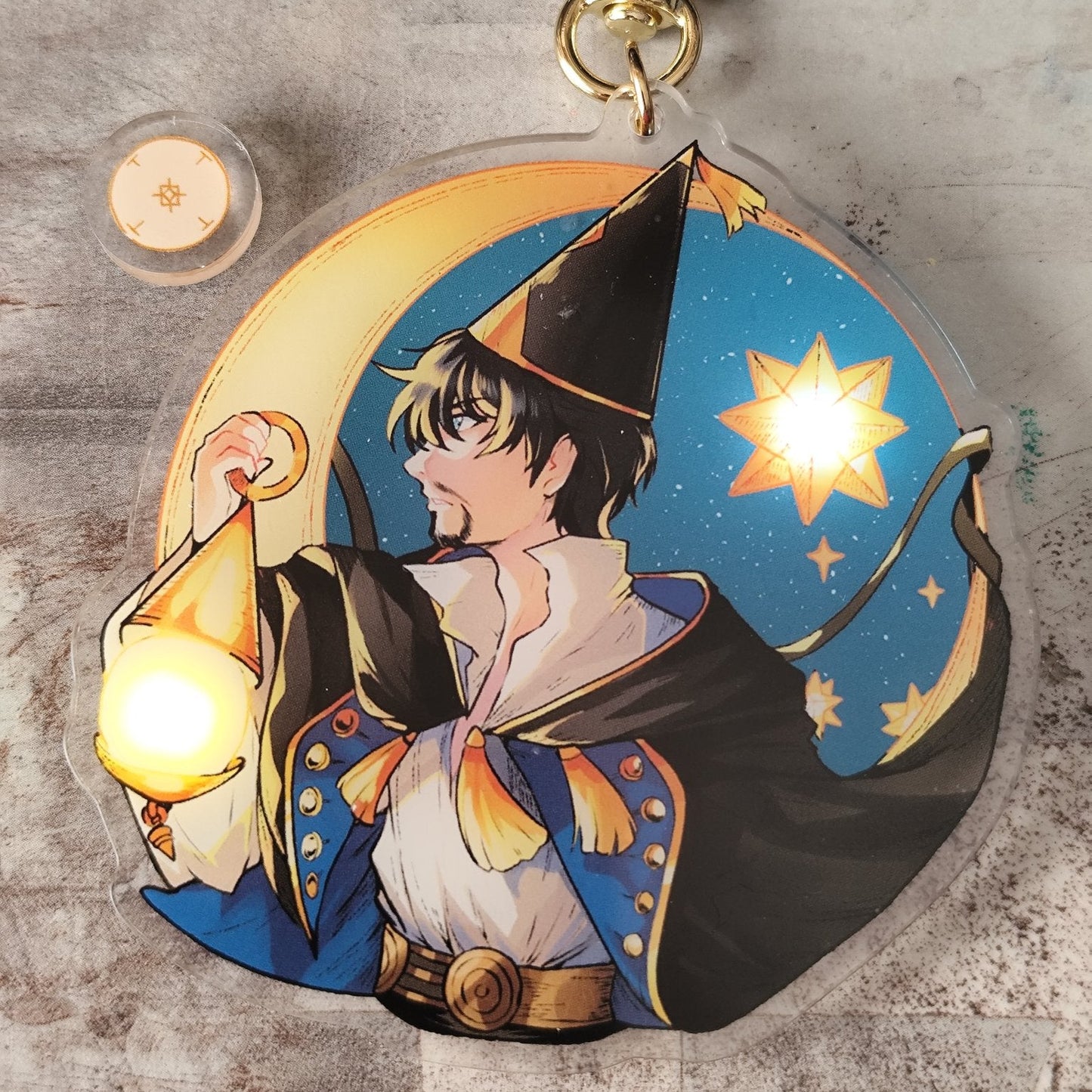 witch hat atelier- Olruggio Qifrey light keychain [preorder]